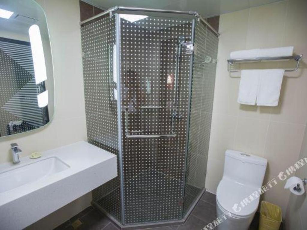 Ibis Nanchang Zhongshan Road Pedestrian Street Hotel Екстер'єр фото