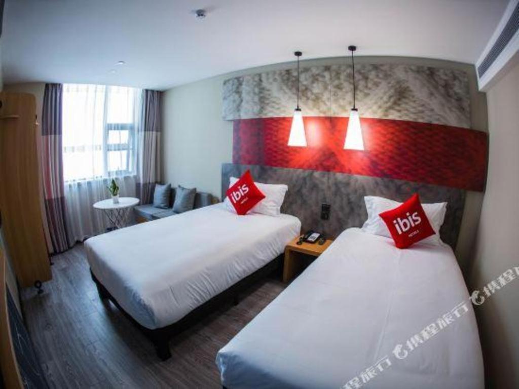 Ibis Nanchang Zhongshan Road Pedestrian Street Hotel Екстер'єр фото
