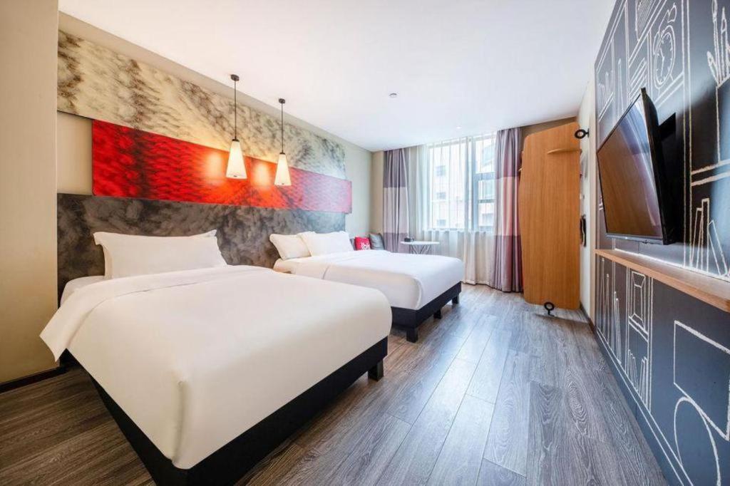 Ibis Nanchang Zhongshan Road Pedestrian Street Hotel Екстер'єр фото