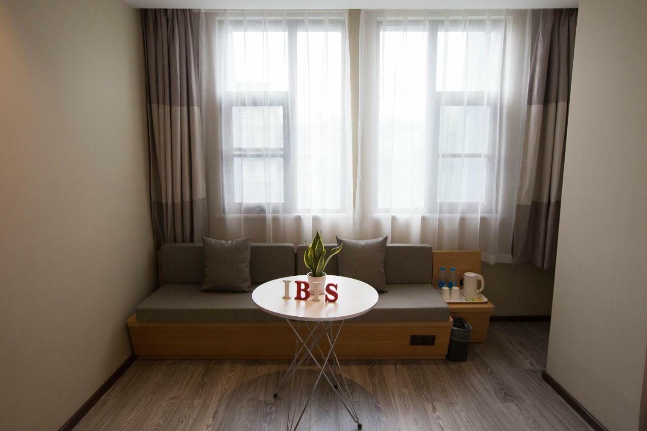 Ibis Nanchang Zhongshan Road Pedestrian Street Hotel Екстер'єр фото